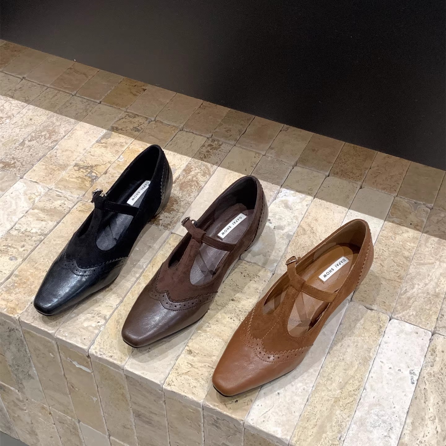 Elegante Damen Schnürschuhe mit Schnallen Modern