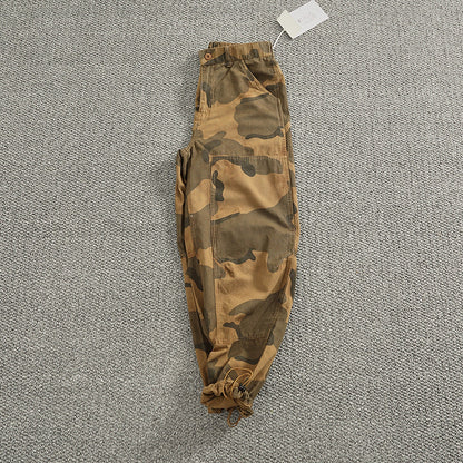 der neue Titel: Stylisches Camouflage-Design Herren Cargohose mit elastischem Bund und praktischen Taschen