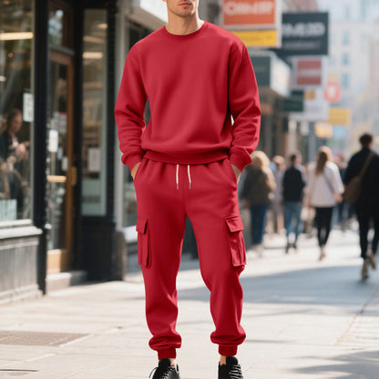 Berlin-Glamour Sweatshirt und Cargo-Hose Set: Moderne Streetwear-Kollektion für den stylischen Herrn. Entdecke die neuesten Trends und bleibe immer auf dem neuesten Stand.