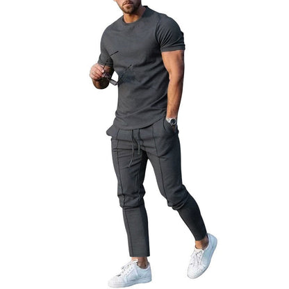 Herren Sport-Outfit atmungsaktiv mit Jogginghose und T-Shirt