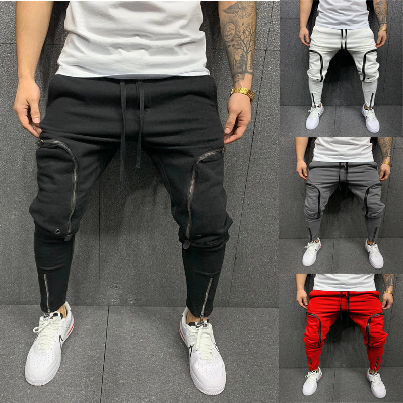 Moderner Herren Jogginghose mit Reißverschluss Detail - BerlinGlamour