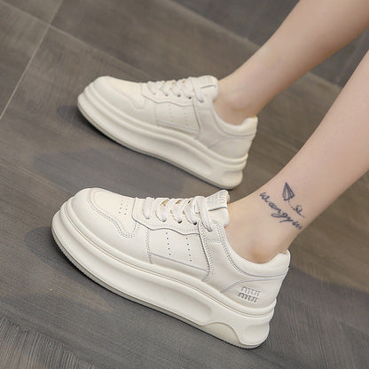 Damen Sneaker Stabile Laufsohle Elegante Sportmode