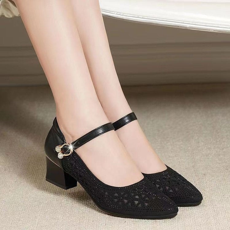 Damen Pumps Elegant Schimmernde Akzente Mit Riemen - BerlinGlamour