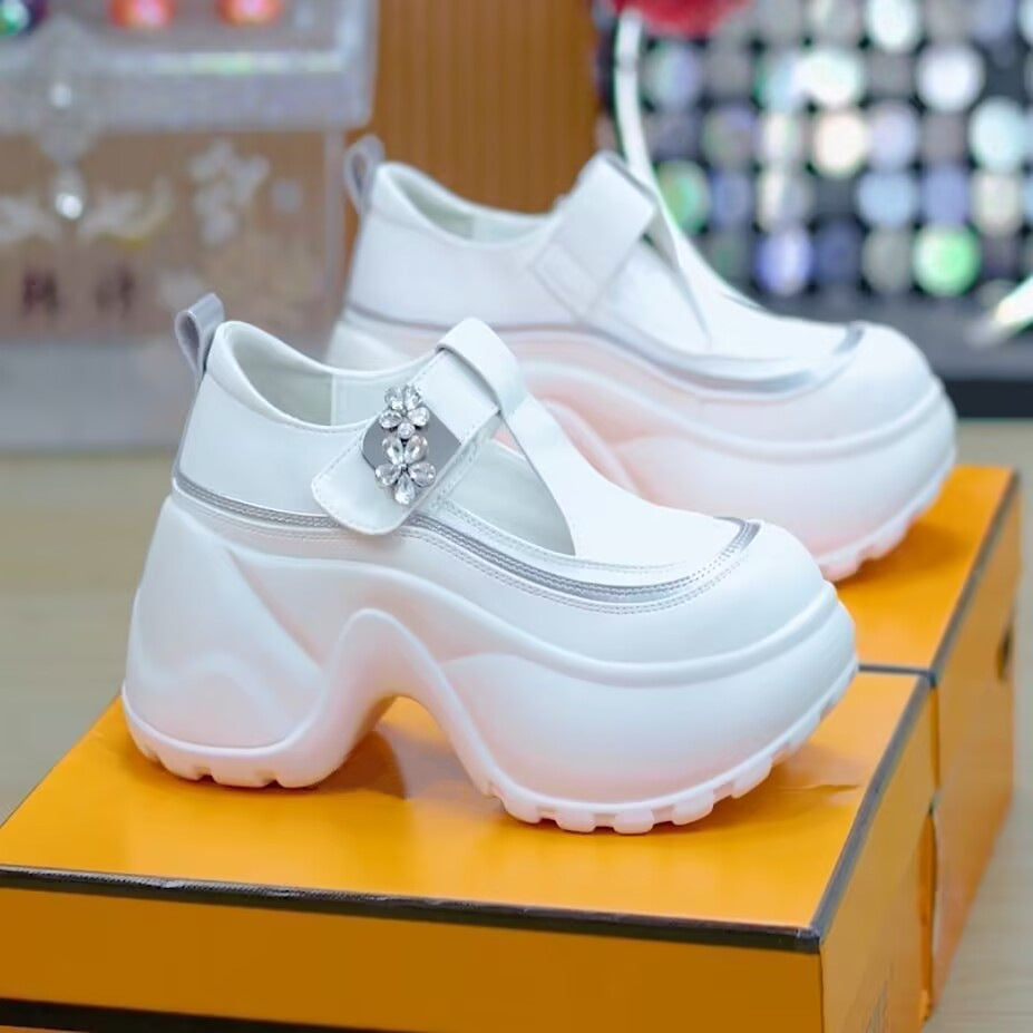 Damen Plattformsandalen Hoch mit Verstellbarem Riemen Blüten Dekor