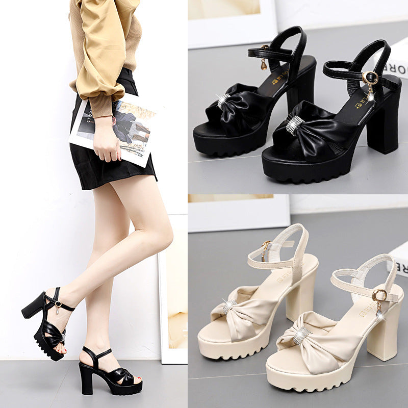 Damen Plateau-Sandaletten Elegante Stabile Sohle - BerlinGlamour