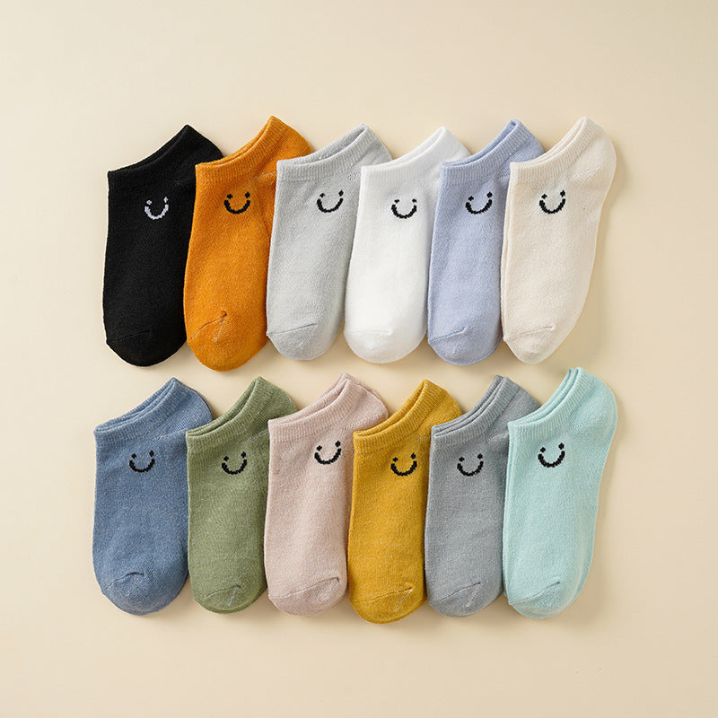 Farbenfrohe Damen Socken mit Smiley Motiv - BerlinGlamour