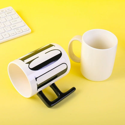 Keramiktasse mit lustigem Spruch Schwarz