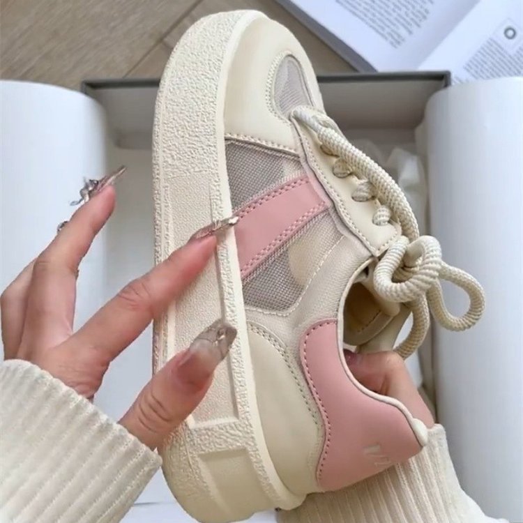 Damen Sneaker Atmungsaktiv Mesh Weiß Elegantes Design