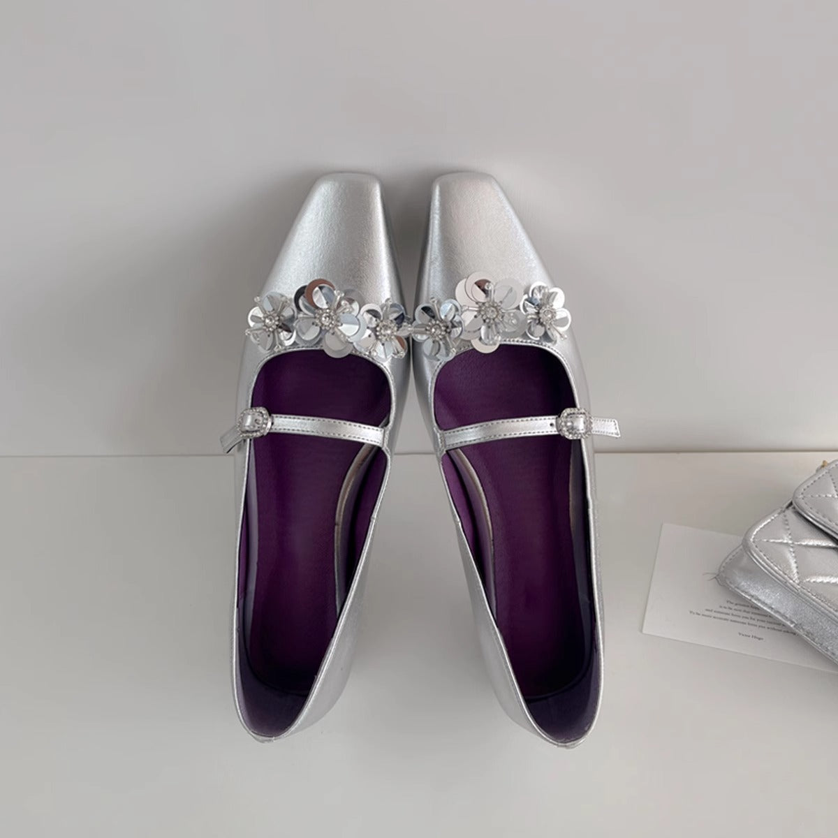 Damen Ballerinas Schimmernd Blumen Muster Elegante Schuhe - BerlinGlamour