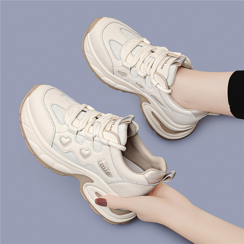 Damen Sneaker Sportlich Chunky mit Herz-Details