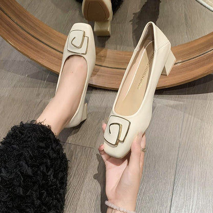 Damen Pumps Komfortabel Schnallen Detail Stilvoll