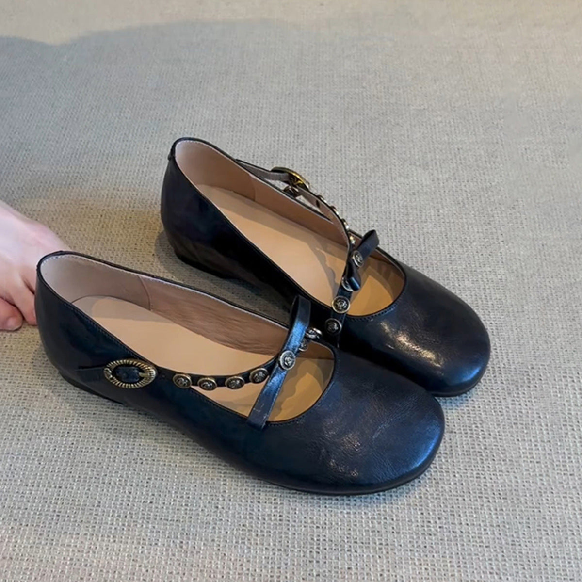 Damen Ballerina Schuhe Elegante Knöpfchen Detail