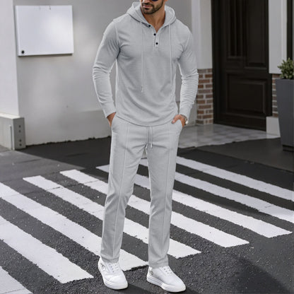 Für den Online-Shop Herren Sportliches Zweiteiler Set benötigen wir einen Titel, der die Kunden anspricht und zum Kauf anregt. Ein möglicher Titel könnte sein: Aktivitätsport