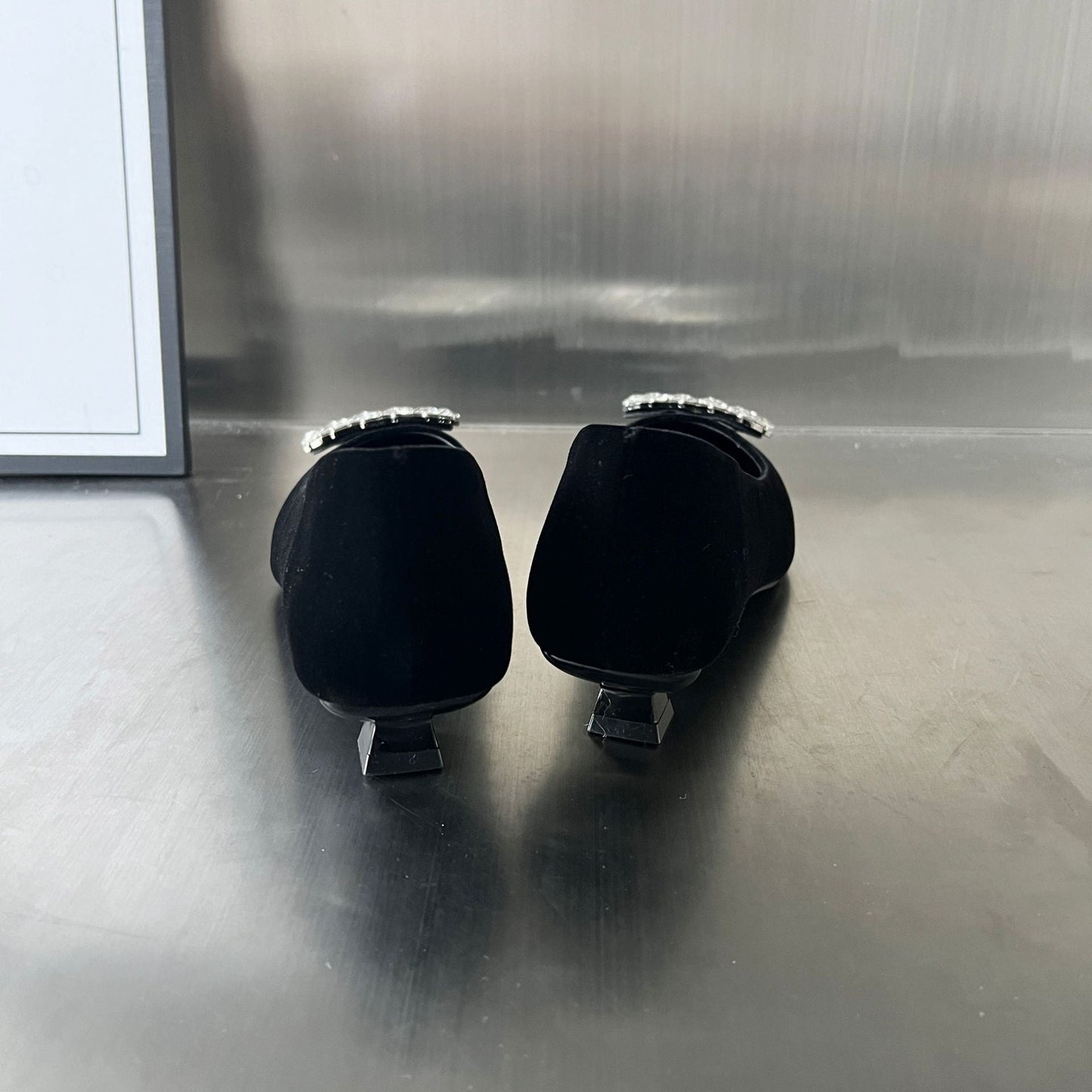 Damen Ballerinas Samt Schmuckdetail Elegante Party Schuhe