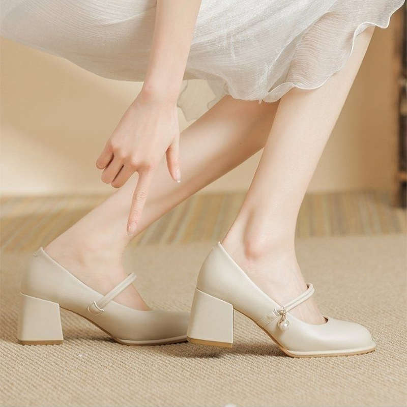 Damen High Heels Schuhe mit Perlen Details Elegante Pumps