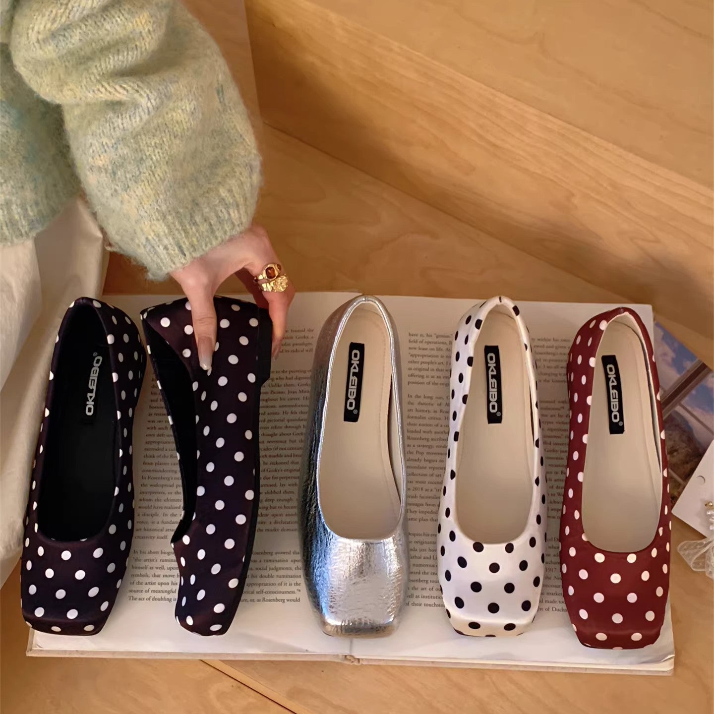 Damen Ballerinas mit Punkten Komfort Innenfutter Schwarz - BerlinGlamour