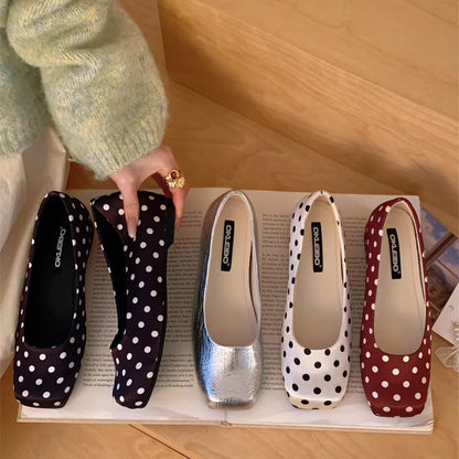 Damen Ballerinas mit Punkten Komfort Innenfutter Schwarz - BerlinGlamour