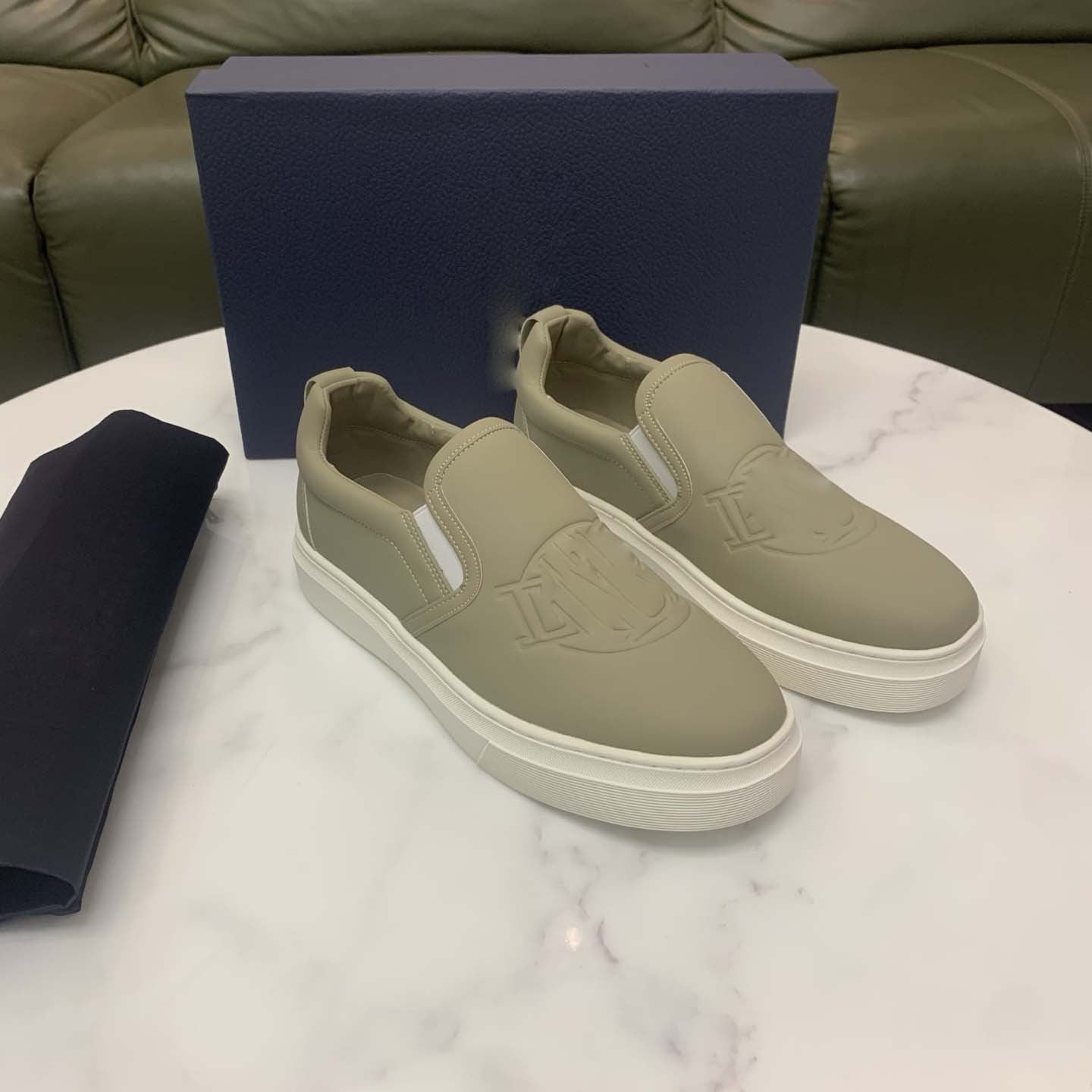 Damen Sneaker Slip-On Weite Passform Rutschfest