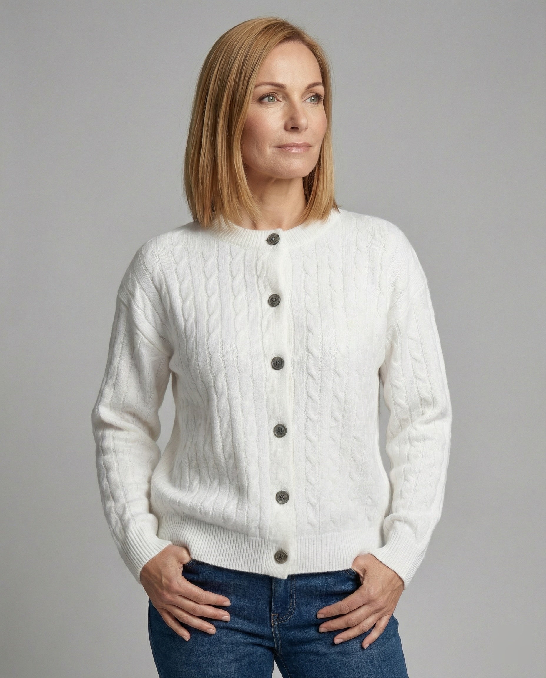 Damen Cardigan Grobstrick Zopfmuster Modern - BerlinGlamour
