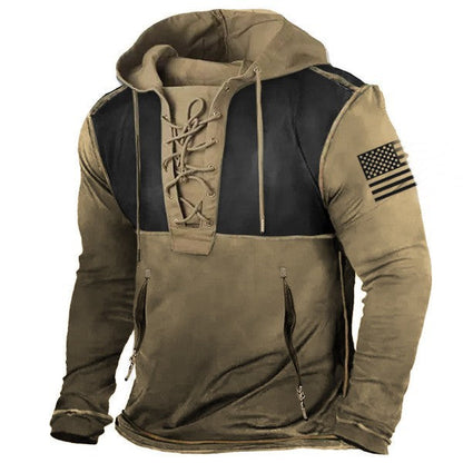 Herren Kapuzenpullover mit Flaggenmotiv und Schnürung