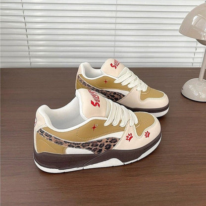 Damen Sneaker Sportlich Modern mit Trendakzenten
