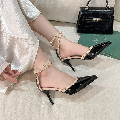 Damen Pumps High Heel mit Nieten und Riemen Elegant Schwarz