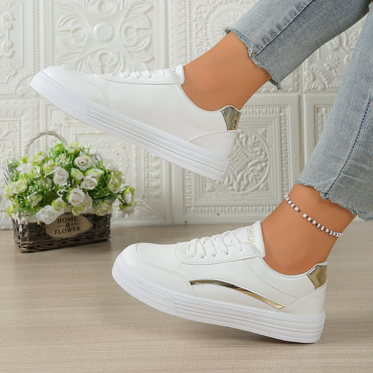 Damen Sneaker Komfortabel Glänzend Modisch - BerlinGlamour