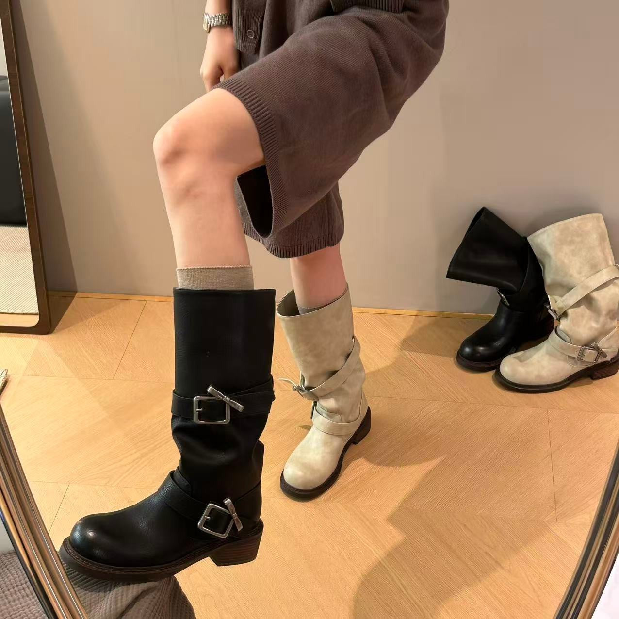 Damen Stiefel Modisch mit verstellbaren Riemen und bequemem Blockabsatz