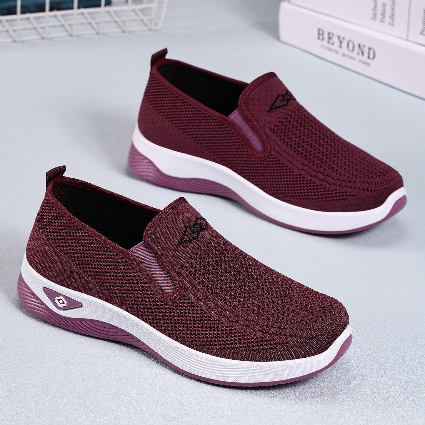 Damen Sportschuhe Bequem Slip-On Atmungsaktiv Weiß - BerlinGlamour