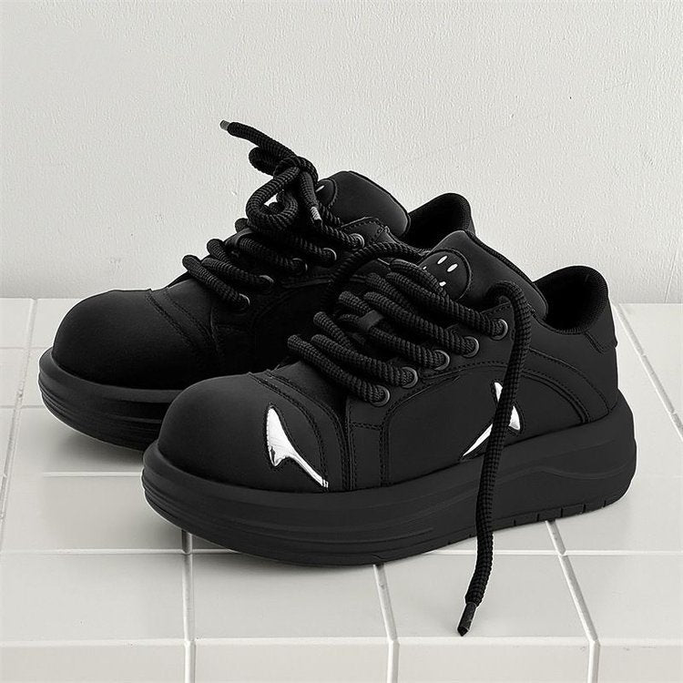Damen Sneaker Hochmodisch mit dicker Sohle und Dekoration - BerlinGlamour
