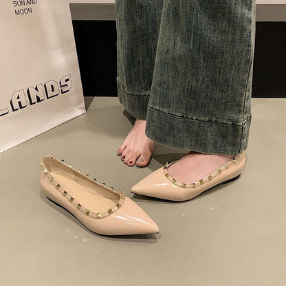 Elegante Damenballettschuhe mit Zierverzierung und schmaler Form