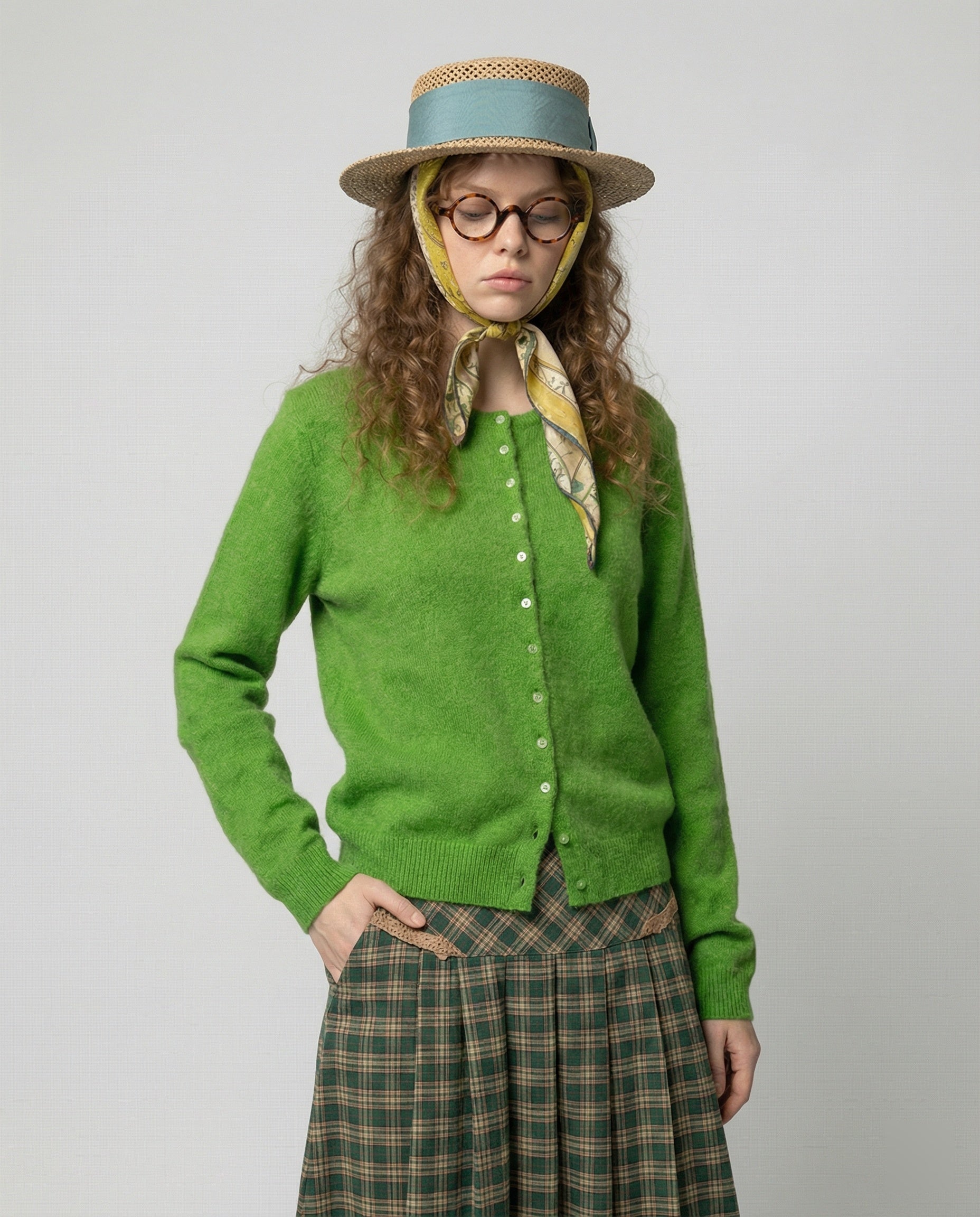 Grüne Strickjacke Retro Cardigan Mit Perlenknöpfen Slimfit - BerlinGlamour
