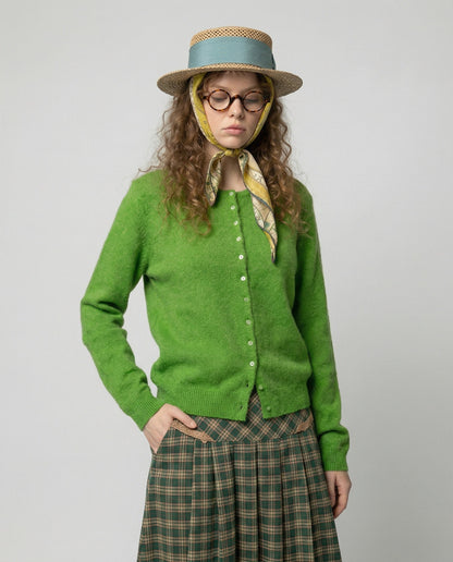 Grüne Strickjacke Retro Cardigan Mit Perlenknöpfen Slimfit - BerlinGlamour