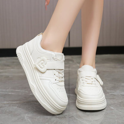 Sneakers Damen Sportlich Herz Applikation Mode Schuhe