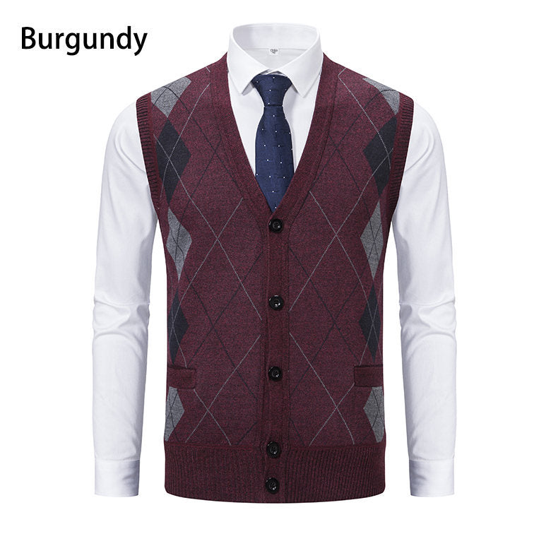 Herren elegante Strickweste mit modernem Rautenmuster und praktischen Taschen BerlinGlamour