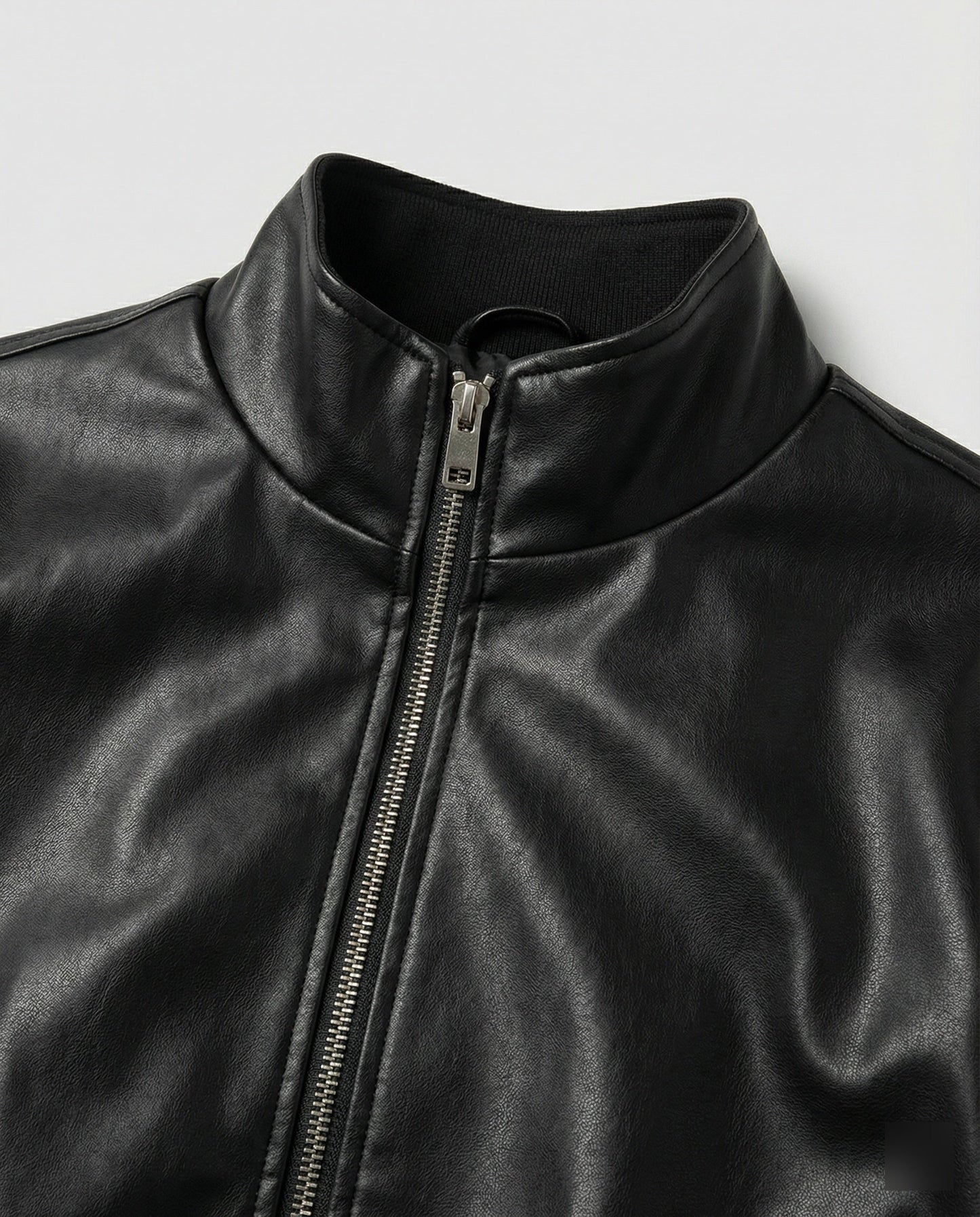 Vegan Lederblouson Damen Slim Fit Glänzend