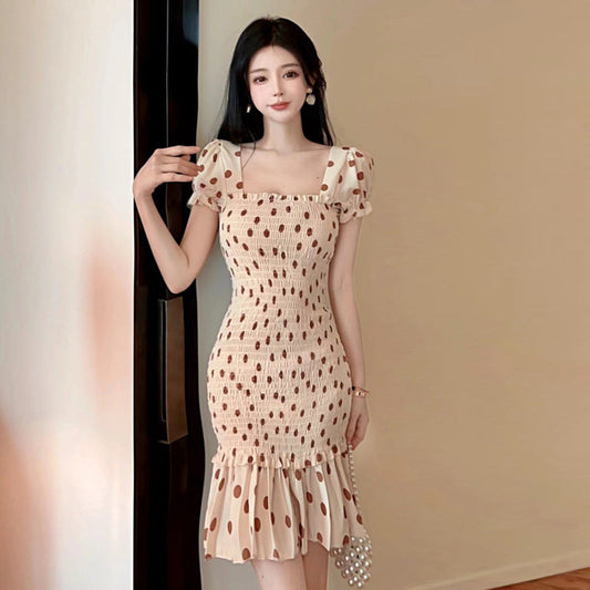 BerlinGlamour figurbetontes Meerjungfrauenkleid mit Puffärmeln