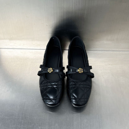 Damen Ballerinas Blumenmuster Elegant Riemen