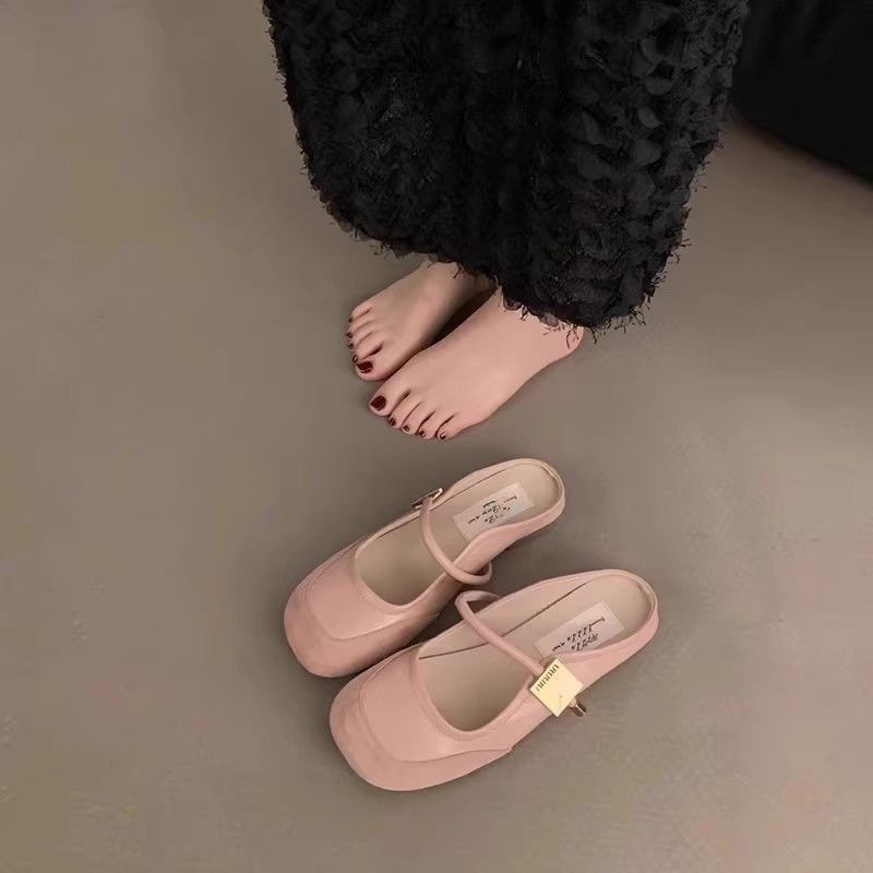Damen Ballerina Schuhe mit Riemen Schwarz Stilvoll - BerlinGlamour