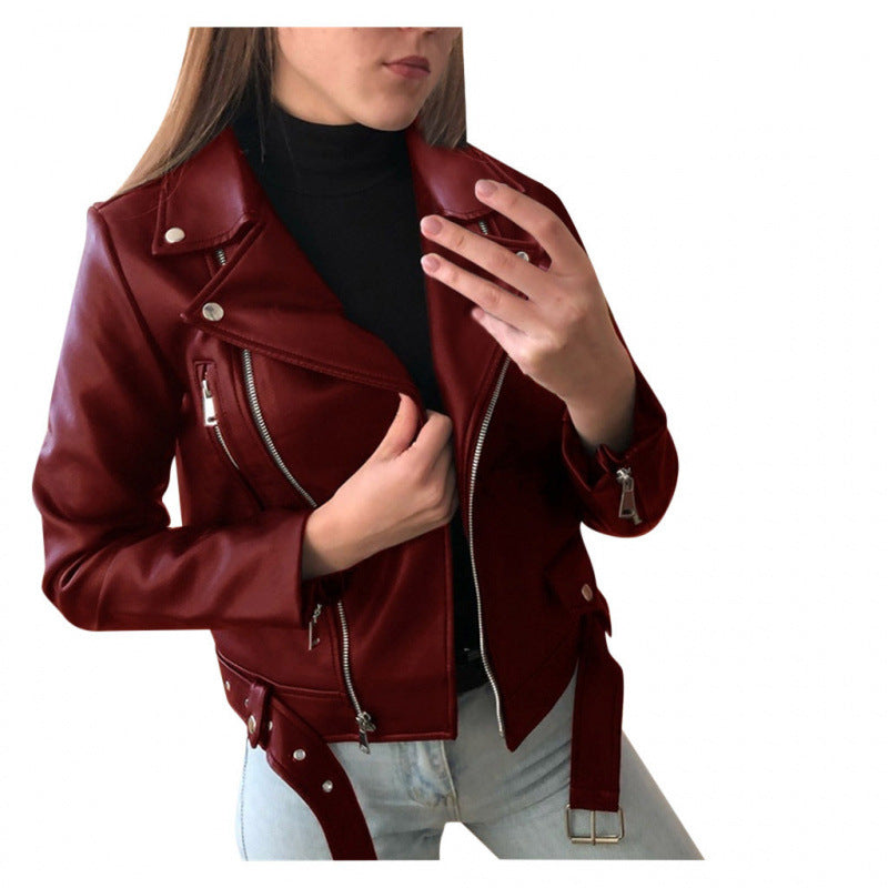 Lederjacke Damen Biker Stil mit Nieten und Zierbesatz