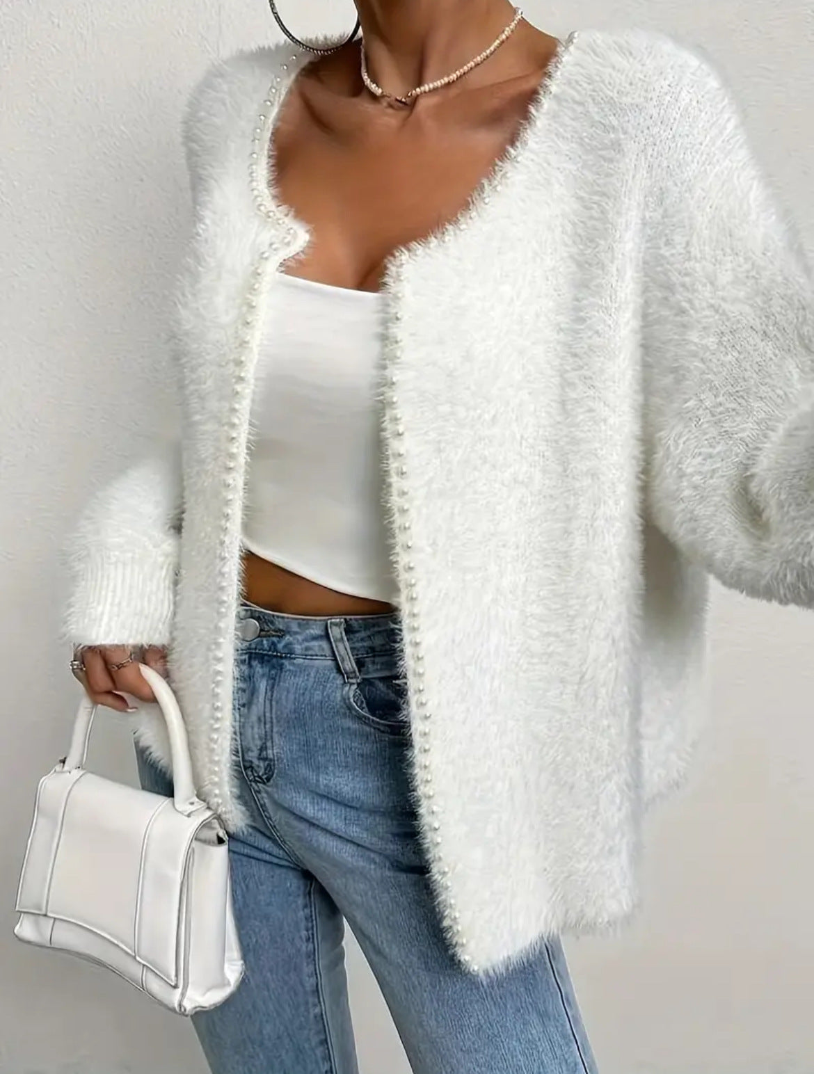 Damen Strickjacke Flauschig mit Perlen Verzierung