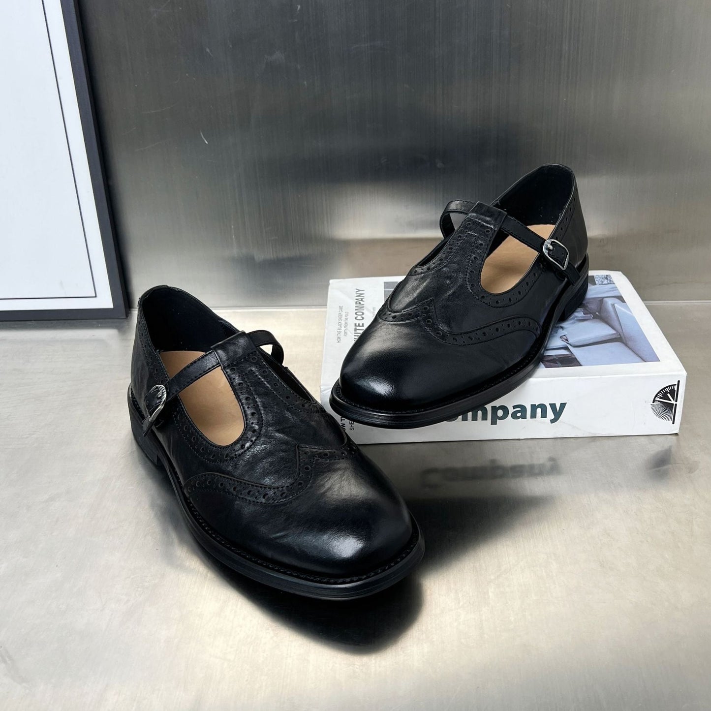 Damen Slipper Elegante Schnalle Luxus Design