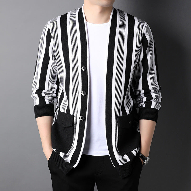 Herren Strickjacke Modern Streifenmuster Elegant - BerlinGlamour