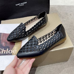 Damen Slipper Atmungsaktiv mit Lochmuster Oberfläche Elegant