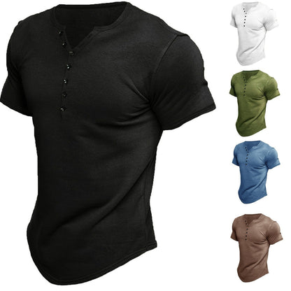 Herren Kurzarmshirt mit modernem Henley-Ausschnitt und stilvollen Knopfdetails, BerlinGlamour. - BerlinGlamour