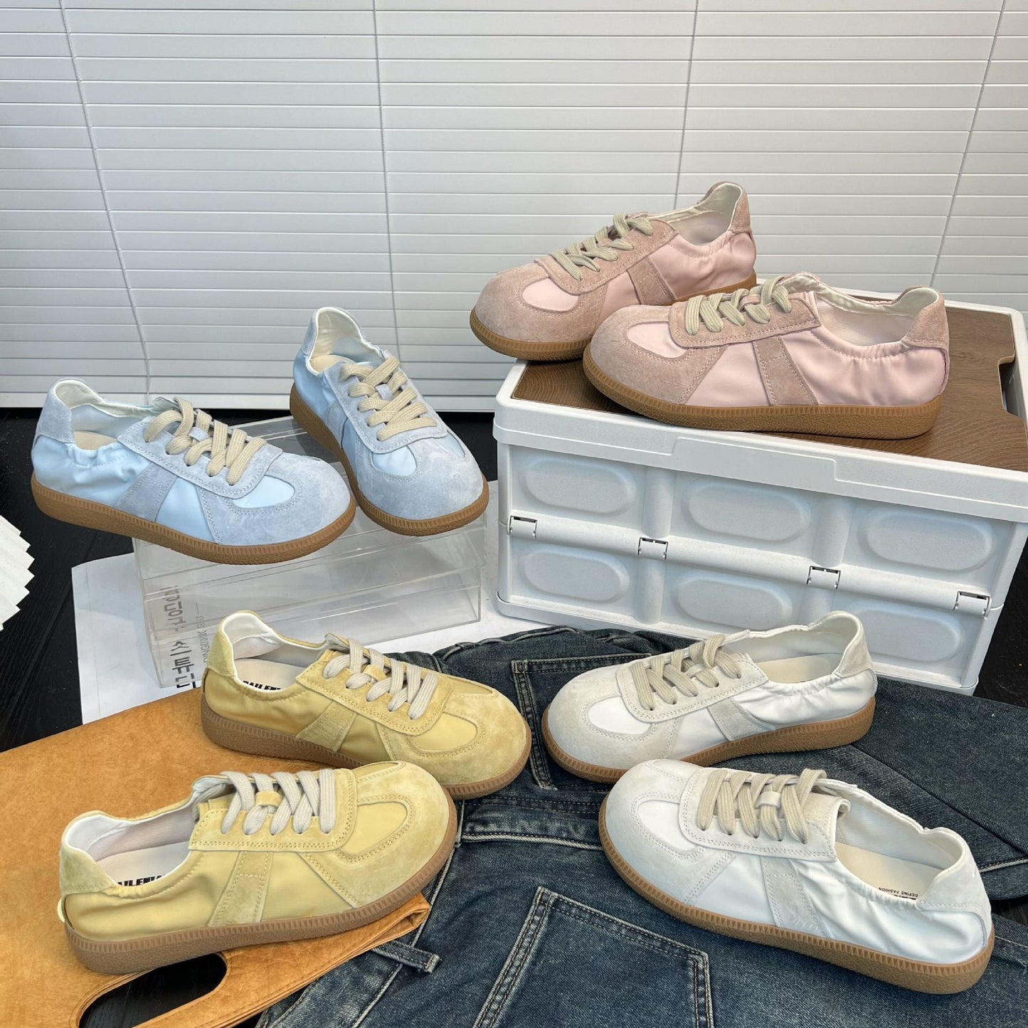 Damen Sneaker Sportlich Elegant Satin Schuhe