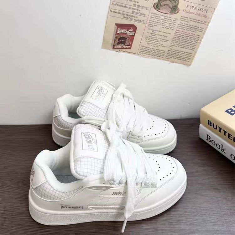 Damen Sneaker Bequem atmungsaktiv Zeitlos - BerlinGlamour