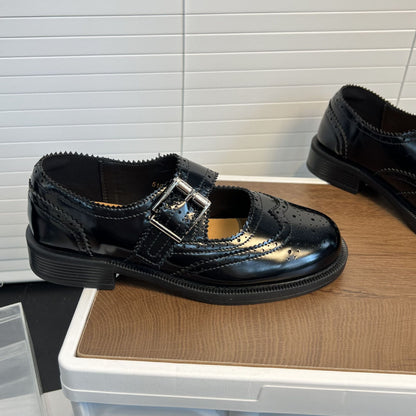 Damen Ballerinas Elegante Schnalle Perforation Schuhe