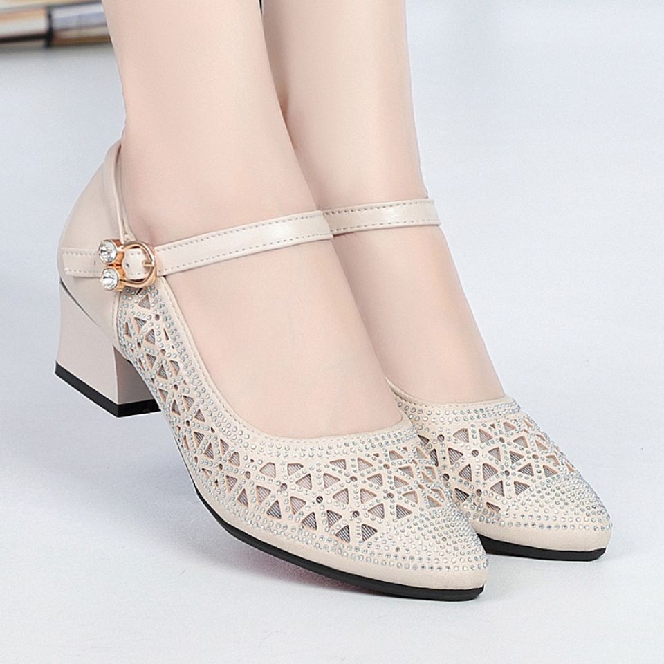 Damen Pumps Hochhackig Elegante Schuhe mit Riemen - BerlinGlamour
