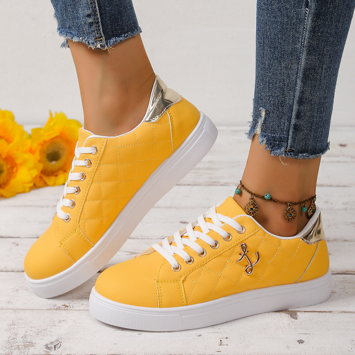 Damen Sneaker Sportlich Schnürsenkel Elegantes Design